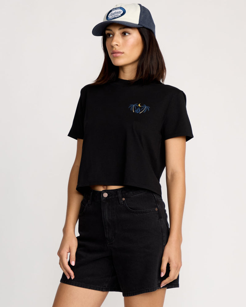 WOMEN'S DIAL CROP TEE - Image 17