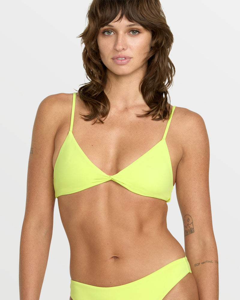 WOMEN'S SIMPLY SEAMLESS VNECK BIKINI TOP